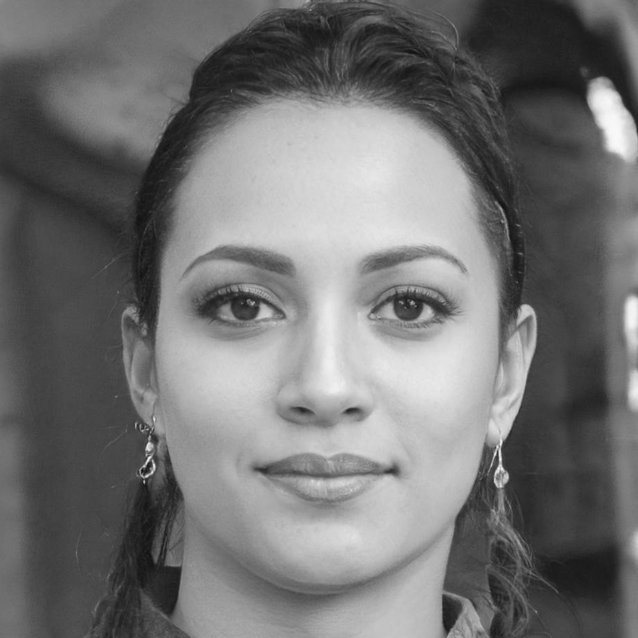 Retrato profesional de Valeria Echeverría